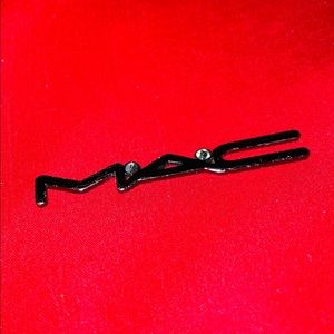 MAC Employee magnet shirt pin